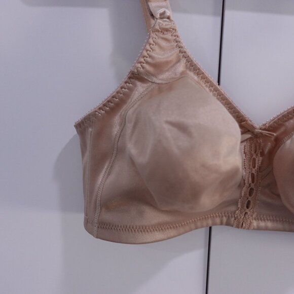 NEW Bali Double Support Tailored Wireless Lace Up Front Bra Tan Size 34D 3820 - Picture 2 of 6